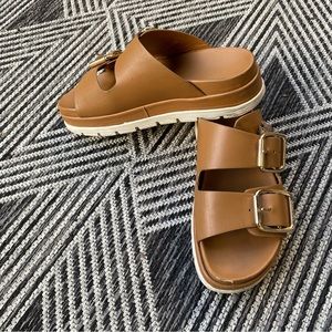 J/SLIDES | Platform Leather Slides